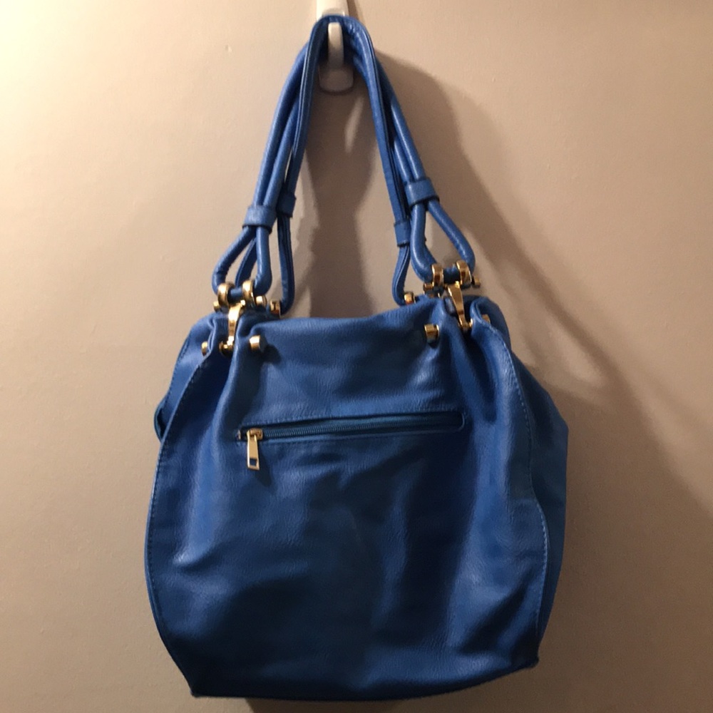 Handbag in Preowned Condition